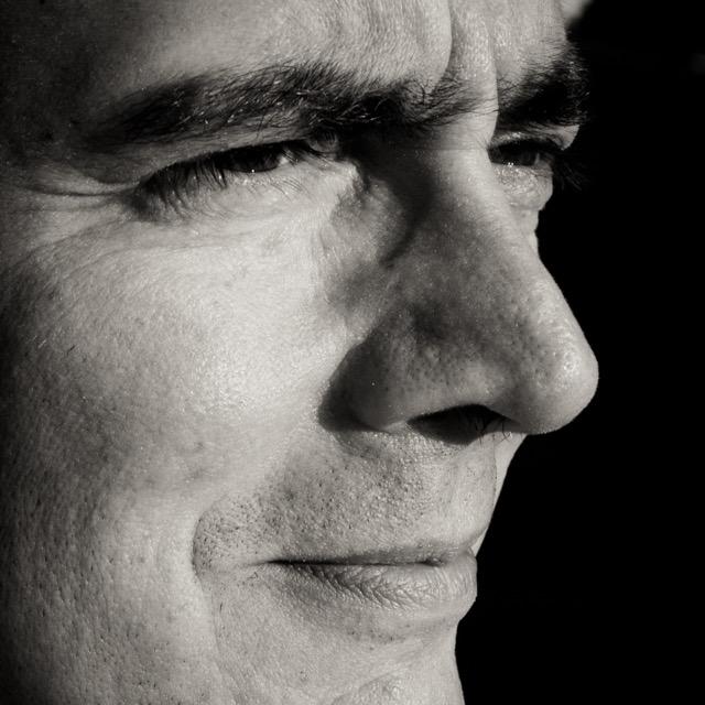 photitect's profile picture. 