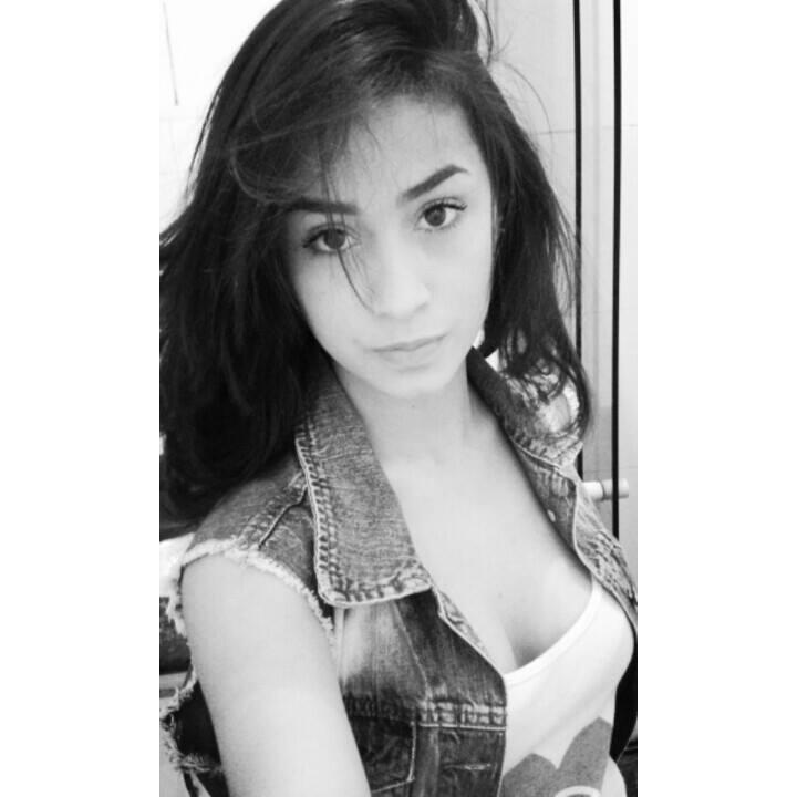Got venom dripping from my lips {...}