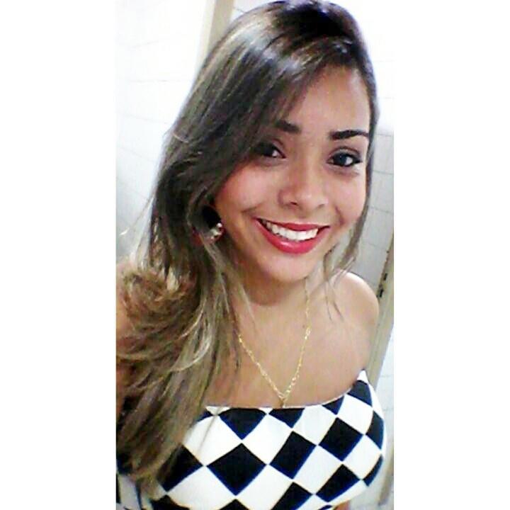 Cada segundo é tempo para mudar tudo para sempre.
Follow-me? *-*