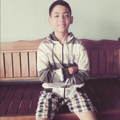 Nama:muhammad fadhil erlangga.tempat/tgl lahir:boyolali/07092001,status:pacaran,tempat kerja:PT mencari cinta sejati