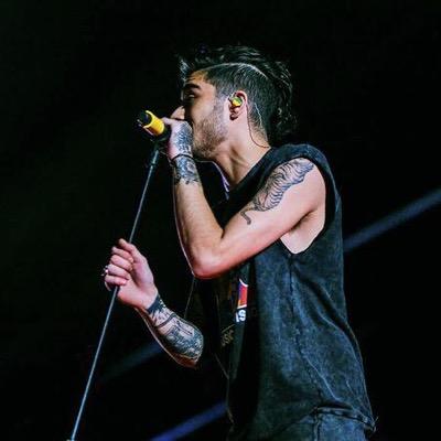 follow @flannelxzaynx