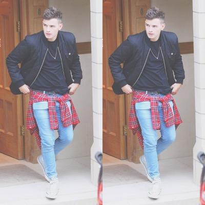 follow us for a dm to 8/8 Stereo Kicks+Group acc
