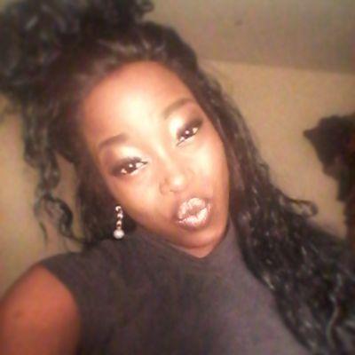 _NahneSweets's profile picture. I used to believe in words.... until I fell in love with actions!