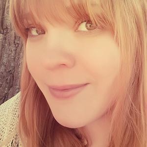 De leukste en mooiste #webshops bij elkaar. De kersen op de taart! Opgezet  door bijna afgestudeerde HBO marketing & communicatie. Laat wat bijzonder is groeien