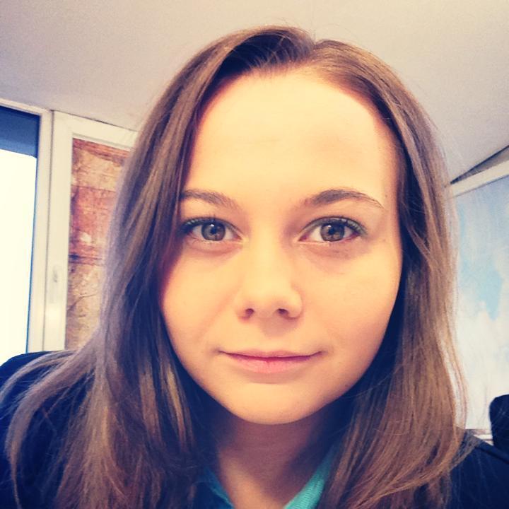 Young Journalist/Photographer. Hobbies:Writting/Films/TVShows/Music-indie, rock and someting between!