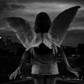 FackMyUselessMe's profile picture. I try to do this by my own, but life sucks.