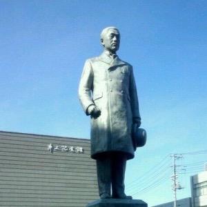 ご入学おめでとうございます♪ 待ちに待った学生生活が春からスタートです！華やかで楽しい学生生活を過ごすには友達作りが大切です！その友達作りをお手伝いします！ 東洋大学に入学する予定の皆さんとりあえずフォローお願いします♪