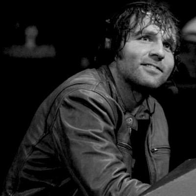 ♛ Wrestling and bands are my life. ♛