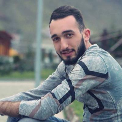 Hayatta en pahalı sey tecrübedir.
- çünkü kazanmak icin , kaybetmek gerekir.