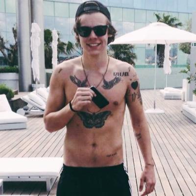 @trulyxmadly just gave you this free follow..go follow her back & you can ask for an fb if you'd like...lots of love xx