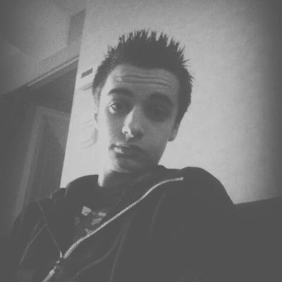 Hey tout le monde, sa va ?