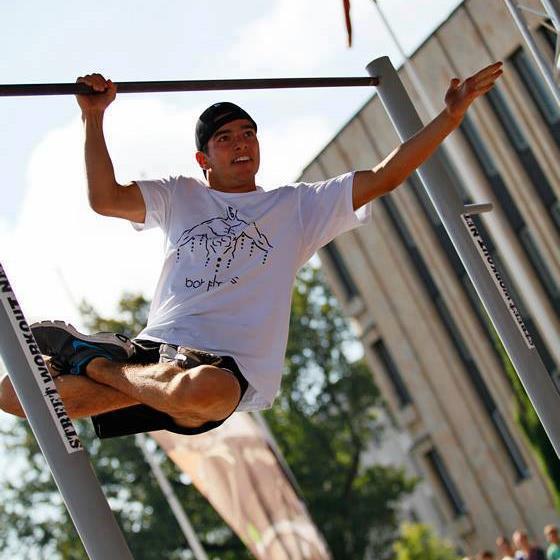 Street Workout and Calisthenics Athlete! Portugal's Street Workout and Calisthenics Champion 2013.
