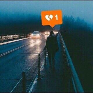 ‏‏كل البشر تخطي وترجع وتخطي  والله يحب ، العبد لإصار تواب   مير البلاء لاصرت تخطي وتبطي  ما تدري ان الموت مايطرق الباب ...