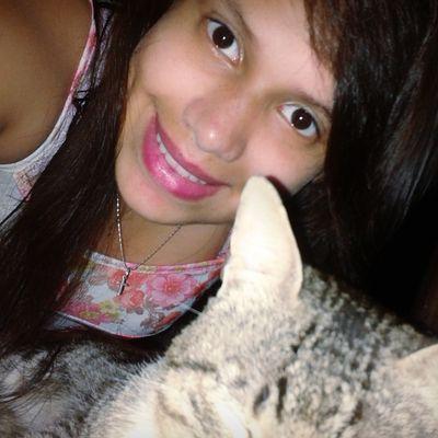 GiselaVasquez18's profile picture. 