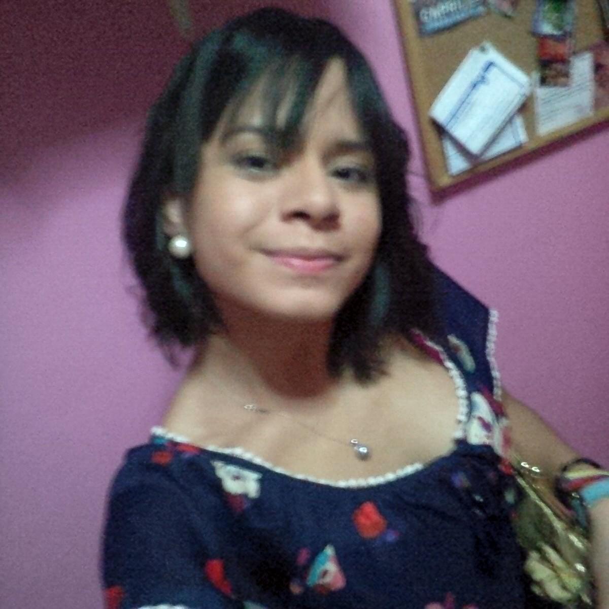 Estudiante de Derecho USM. 
Penalista futura
Progresista.