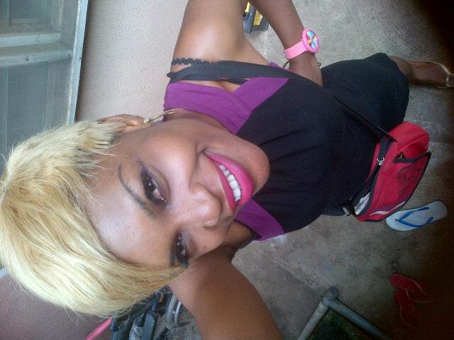 cdefinesme's profile picture. 