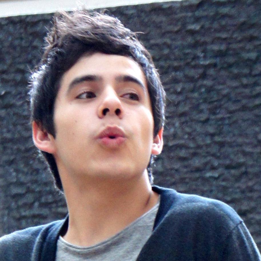I gave you this free follow so please follow me on my accounts @RaeAbigael and @davidsgirl_1