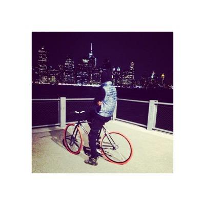 spaceoutzay's profile picture. ιиѕтαgяαм: HᏆᏆᏢ.ᏢᏒᎾᏆᎾᏆᎽᏢᎬ