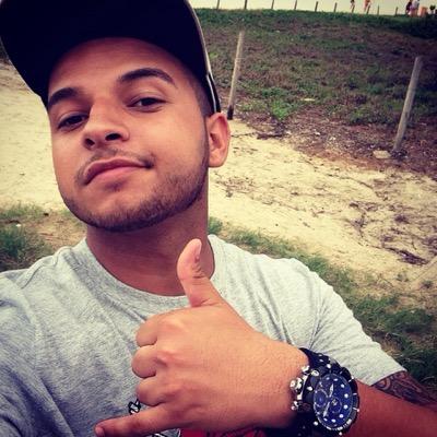instagram: TiozaoOficial