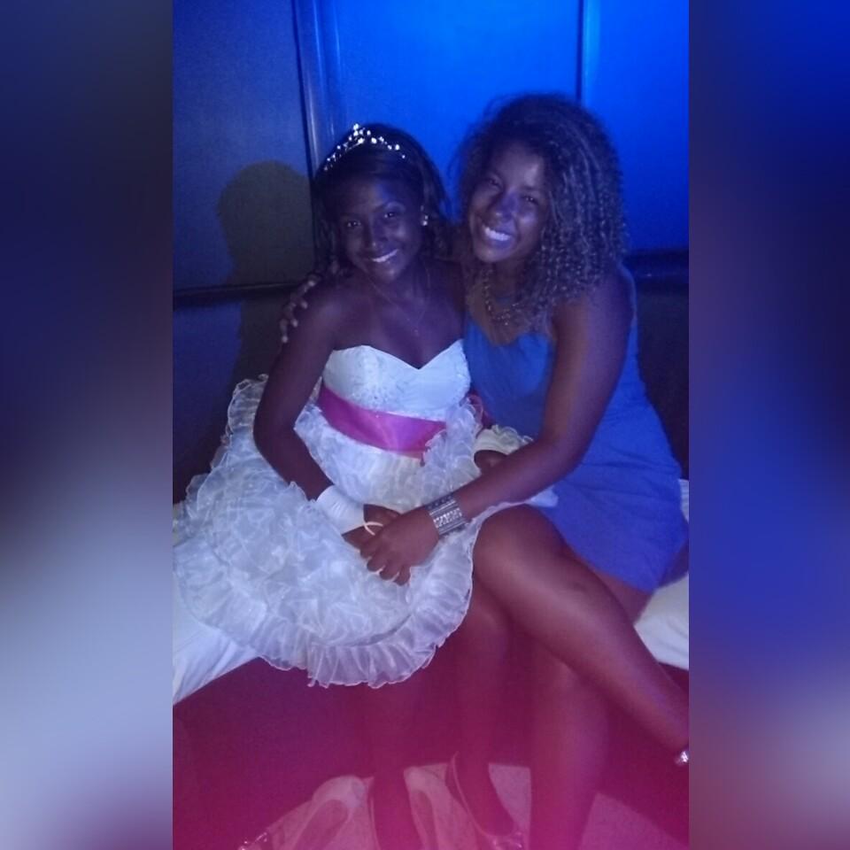 Rainha pra mim só tem uma minha MÃE