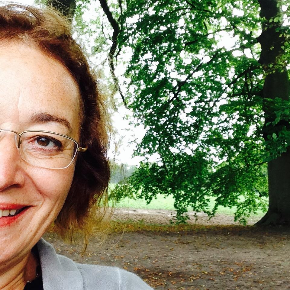 SoylemezSibel's profile picture. 