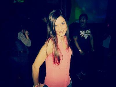 Jenii_86's profile picture. Lección: No juzges sin conocer a las personas ya q te sorprenderan, Rous mi Jedi me sorprendió...love you...∞