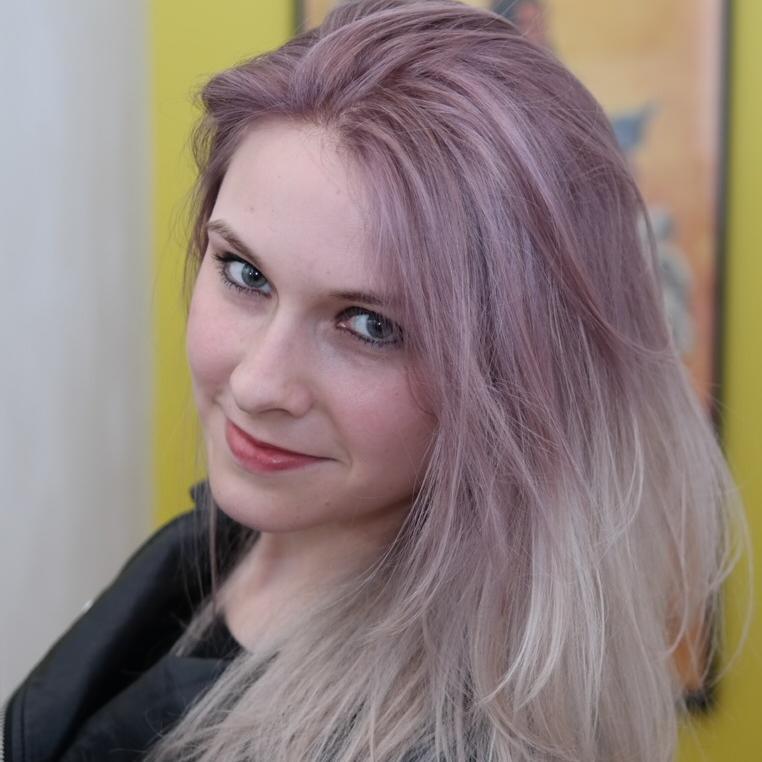 I'm Sam. I love butterflies, music, picnics, writing, baking, the arts, travelling and summer days.