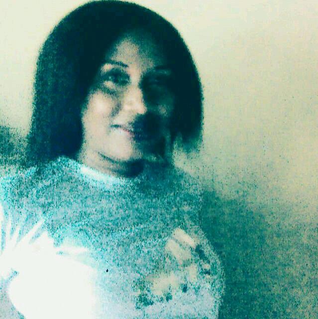 Married with two angels .Econs B.Sc .Business woman Makeup /makeover artist ,Facial treatment ,foot spa -Creation with Beads.