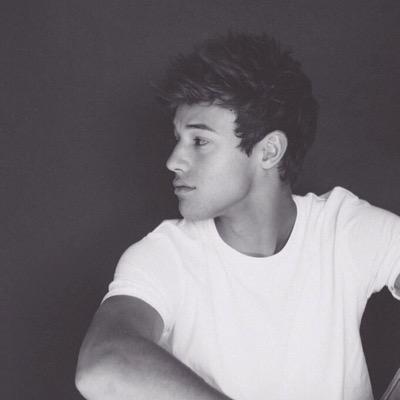 Cameron dallas more than everything, i'm 16 years old and don't give up of your dreams ^_^