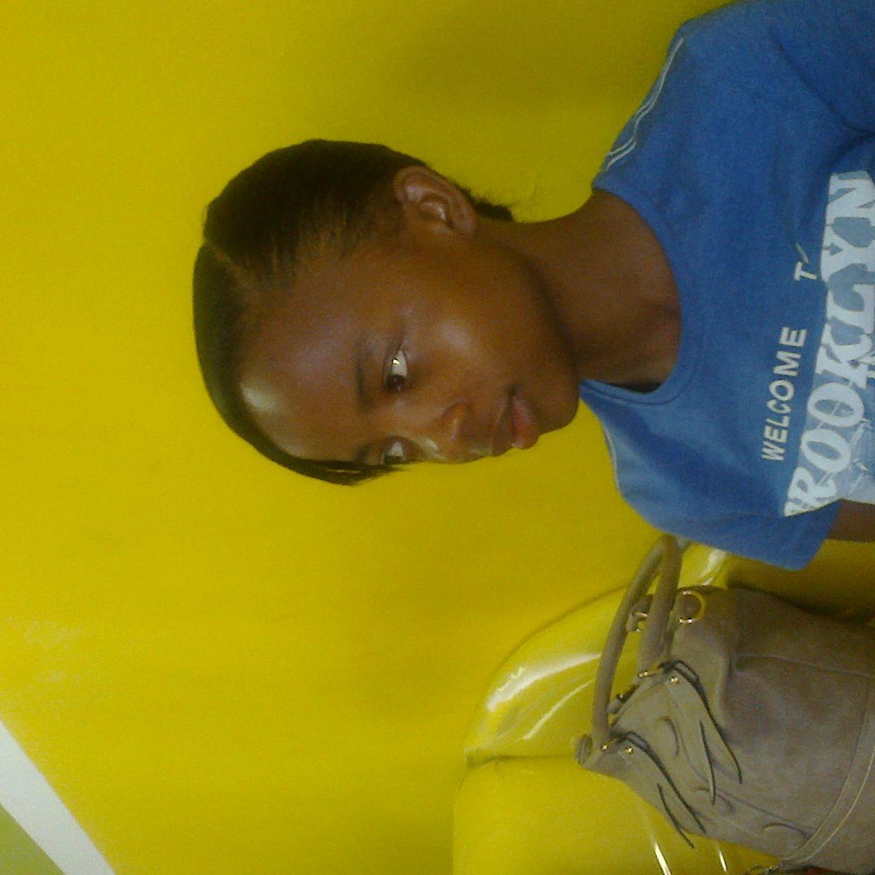 OneeOnemokgadi's profile picture. 