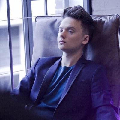 go follow @FrantaFtMaynard