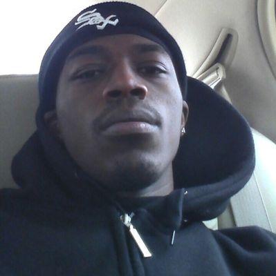 I was born in the chi so my music is dedicated to the real niggas in the chi I'm 25 with ah 1 year old son to raise I'm just pushing for the next step real nigg