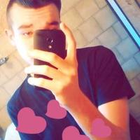 Goulougoulou (@mathias_______) 's Twitter Profile