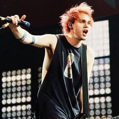 DM me reasons you love Mikey and/or what he's done for you along with your name to be added to the jar #5SOSAtlantaStickyNoteProject