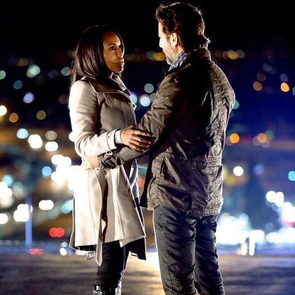 I'm just a pharmacy student who lives in France and who's in love with Scandal. #InternationalGladiator #OneChicago