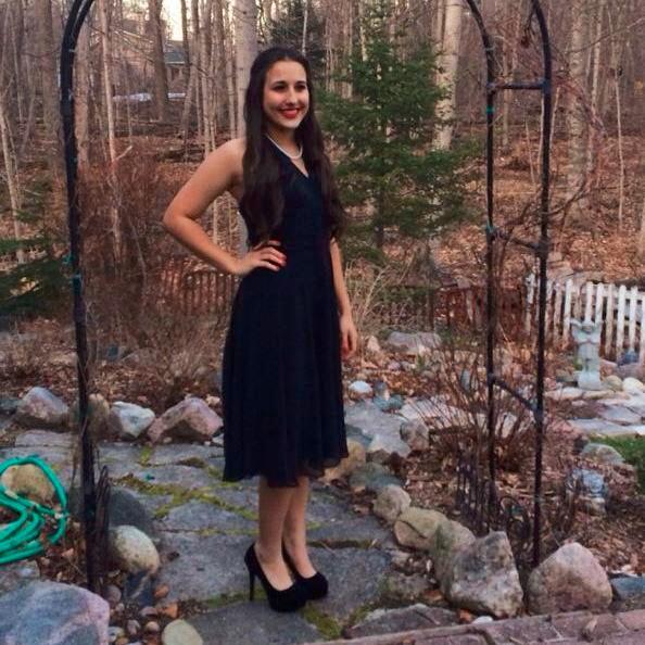 florbelike's profile picture. YouTube: FlorBeLike / YouTube: FlorEsComo