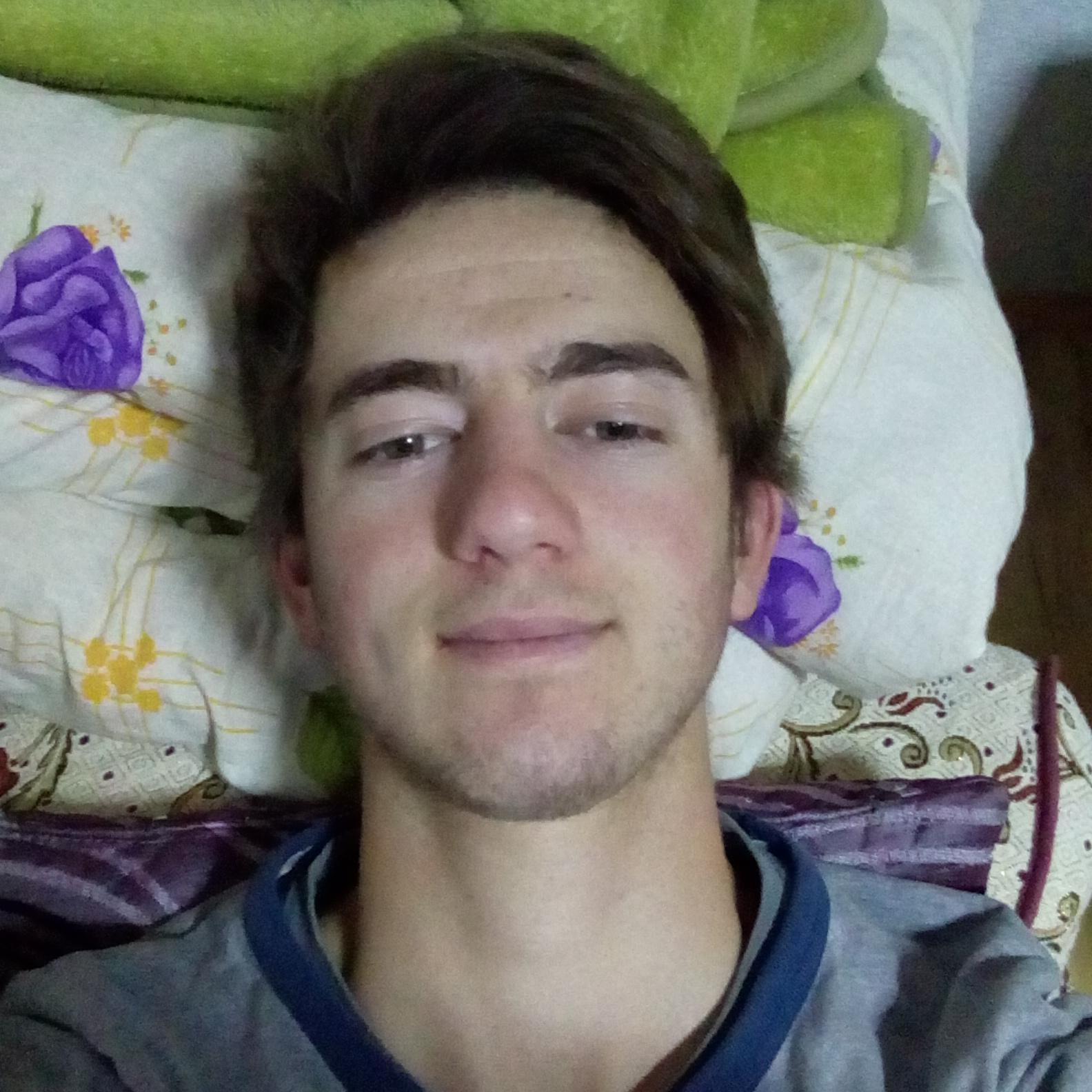 Lise bitti. İş başladı :)