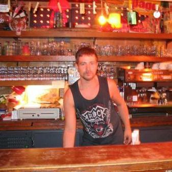 Barman de recetas de tragos revolucionarias que me hubiesen convertido en millonario, pero las guardé en Megaupload.