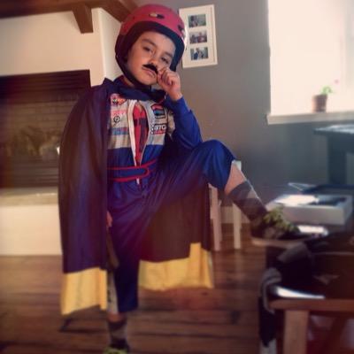 lfernandezvail's profile picture. Wife, mama, and massage therapist who has gone off the deep end with plant and tree medicine...@essentialsoultherapy.com.