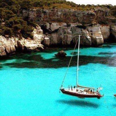 I am from Sunny South Africa. I ❤ nature, fairplay, socializing, travel, culture, cuisine, cinema, music and quotations.