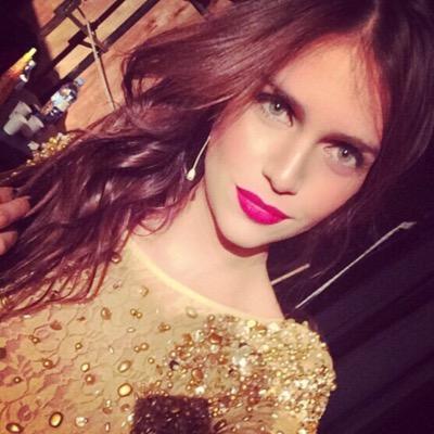 Silvana & Mica❤Primer Twitter Dedicado a Zaira Nara. La seguimos desde que la vimos en JAT-Gracias Zai por todo-TE AMAMOS! Haz el bien sin mirar a quien