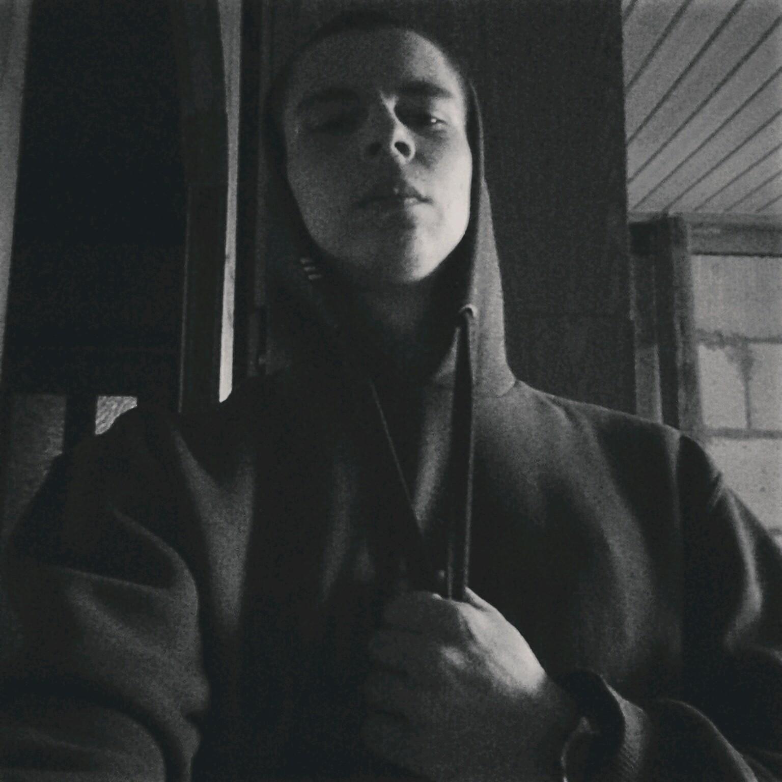 apk_official's profile picture. 