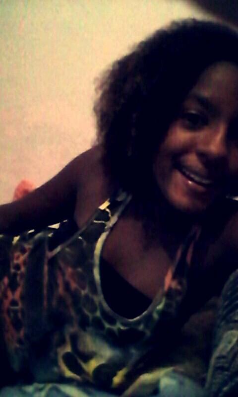 Hoje eu decidi sorrir ,amanhã ah gnt veê oq faz  booooh ,tee mooolhou neeam