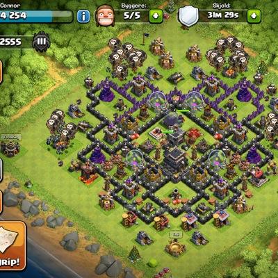 Th9 lvl 116 Trophie Record: 4092. Make sure to follow me :)