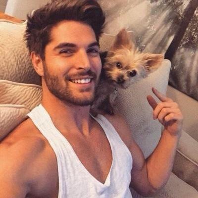 اللهم سخر لي من يذكرني بالدعاء بعد موتي❤️
