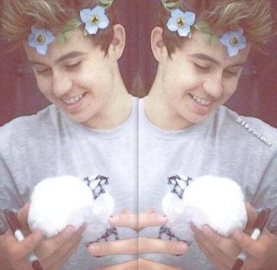 emmaaa215's profile picture. 