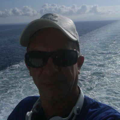 edgarescalonacc's profile picture. CON DIOS SIEMPRE QUE ILUMINE MI CAMINO Y EL DE MI FAMILIA BENDICIONES PARA LOS QUE ME SIGAN... AMEN...🙏👨‍🎓👏😇😀