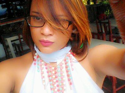 Financial Analyst, Magister in Projects management.