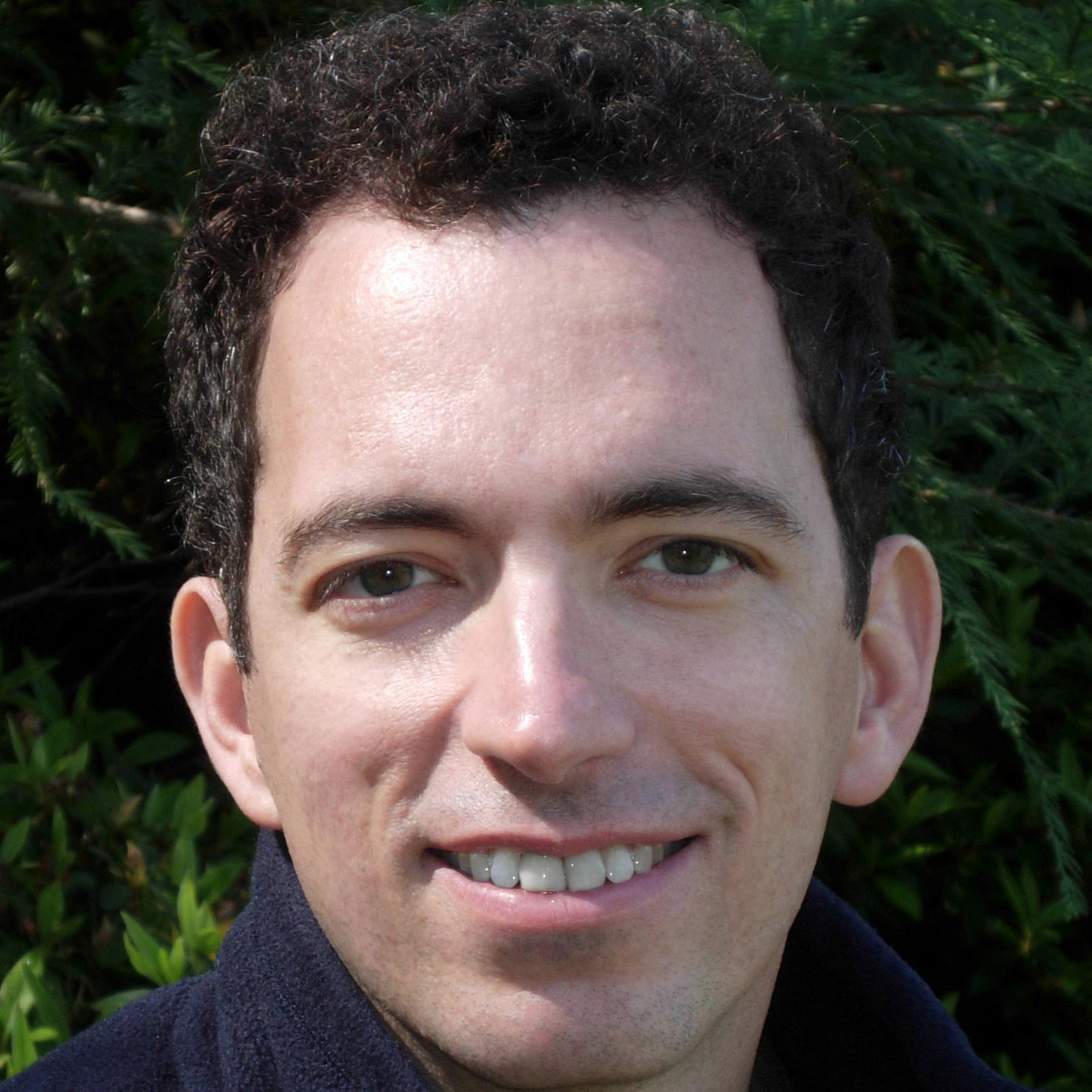 Born in NYC, raised in NJ, went to MIT, then NYC ever since.   25 years as Chief Architect of Bear Stearns then JPMC IBank.  Now @MongoDB.   I jam.
