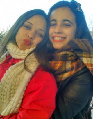 julia_weed's profile picture. Camaron que se duerme, la corriente se lo lleva